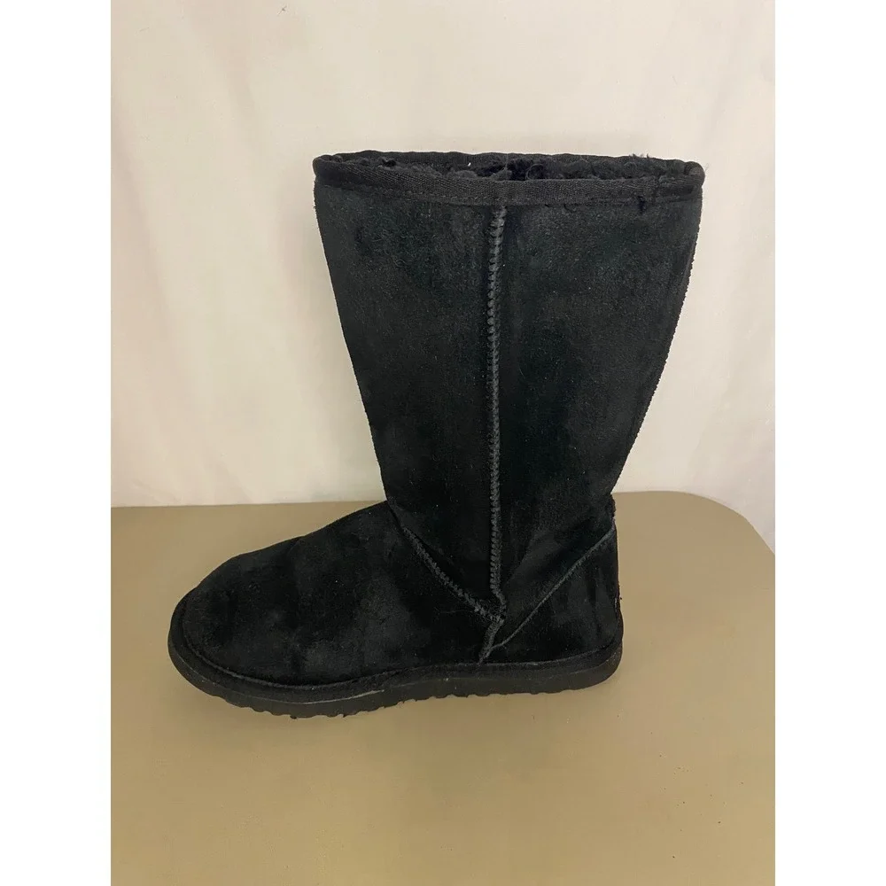 UGG Australia Classic Mid Black Suede Shearling Boots Womens 8 5815